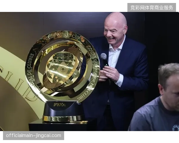FIFA强制降温措施引争议，专家称3分钟休息不足以规避健康风险